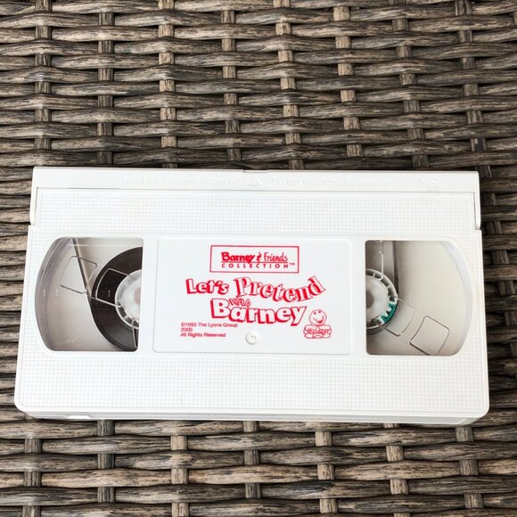 Barney’s birthday VHS sing-along - Picture 7 of 7